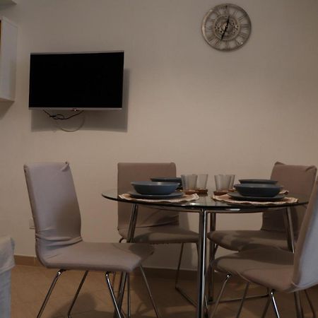 Arcadia 55 Apartment ซาแลร์โน ภายนอก รูปภาพ